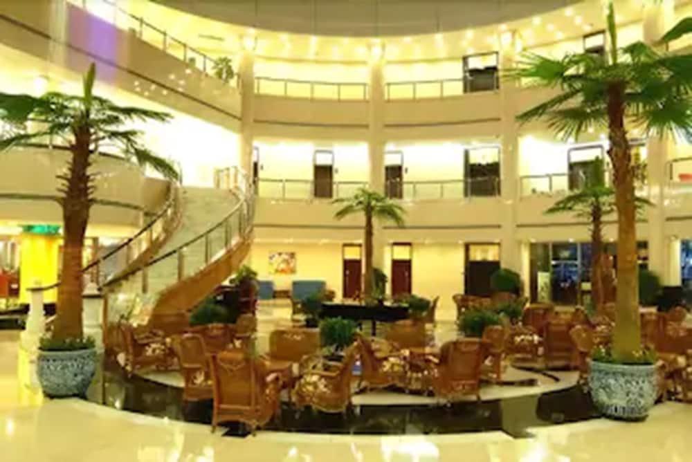 Hongyi Hotel Vuhan Dış mekan fotoğraf
