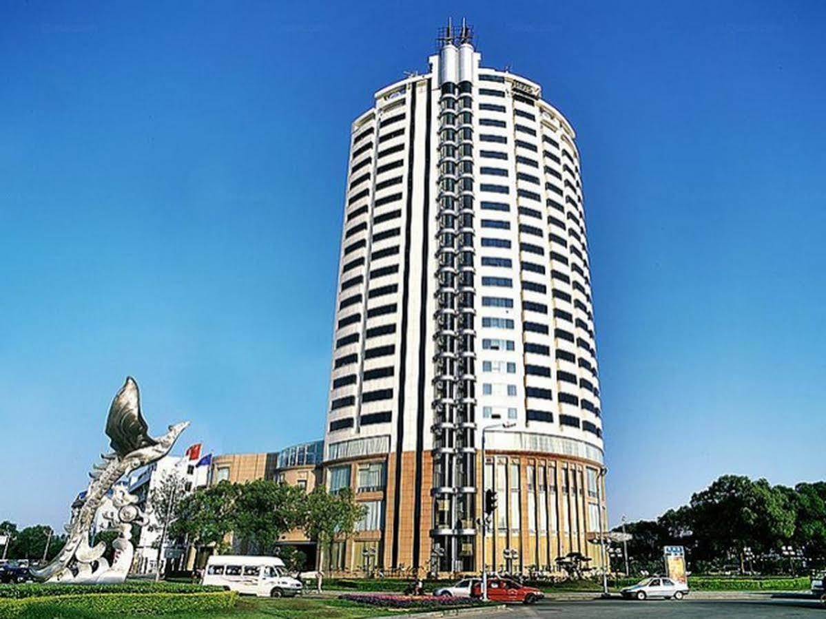 Hongyi Hotel Vuhan Dış mekan fotoğraf